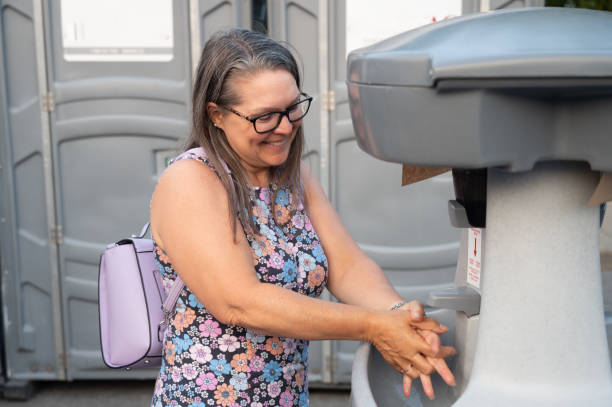 Best Wedding porta potty rental  in Pleasant Hill, MO